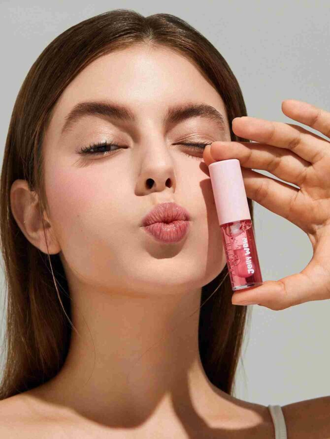 SHEGLAM - Jelly Wow AceIte Labial Hidratante - Berry Involved (sb2107236520210100) - Imagen 6