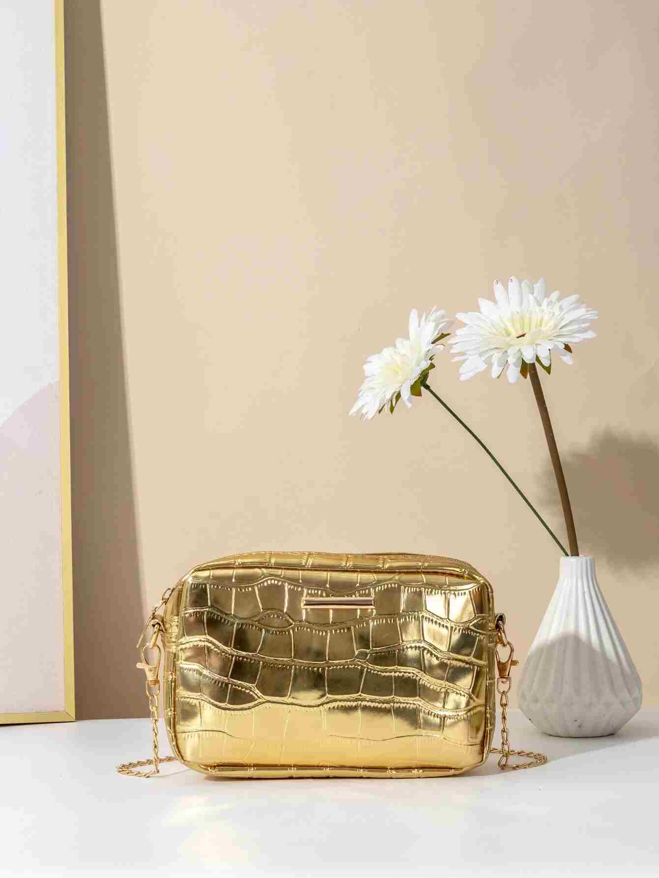 Bolso cuadrado de color metálico con relieve (sg2112303350047024)