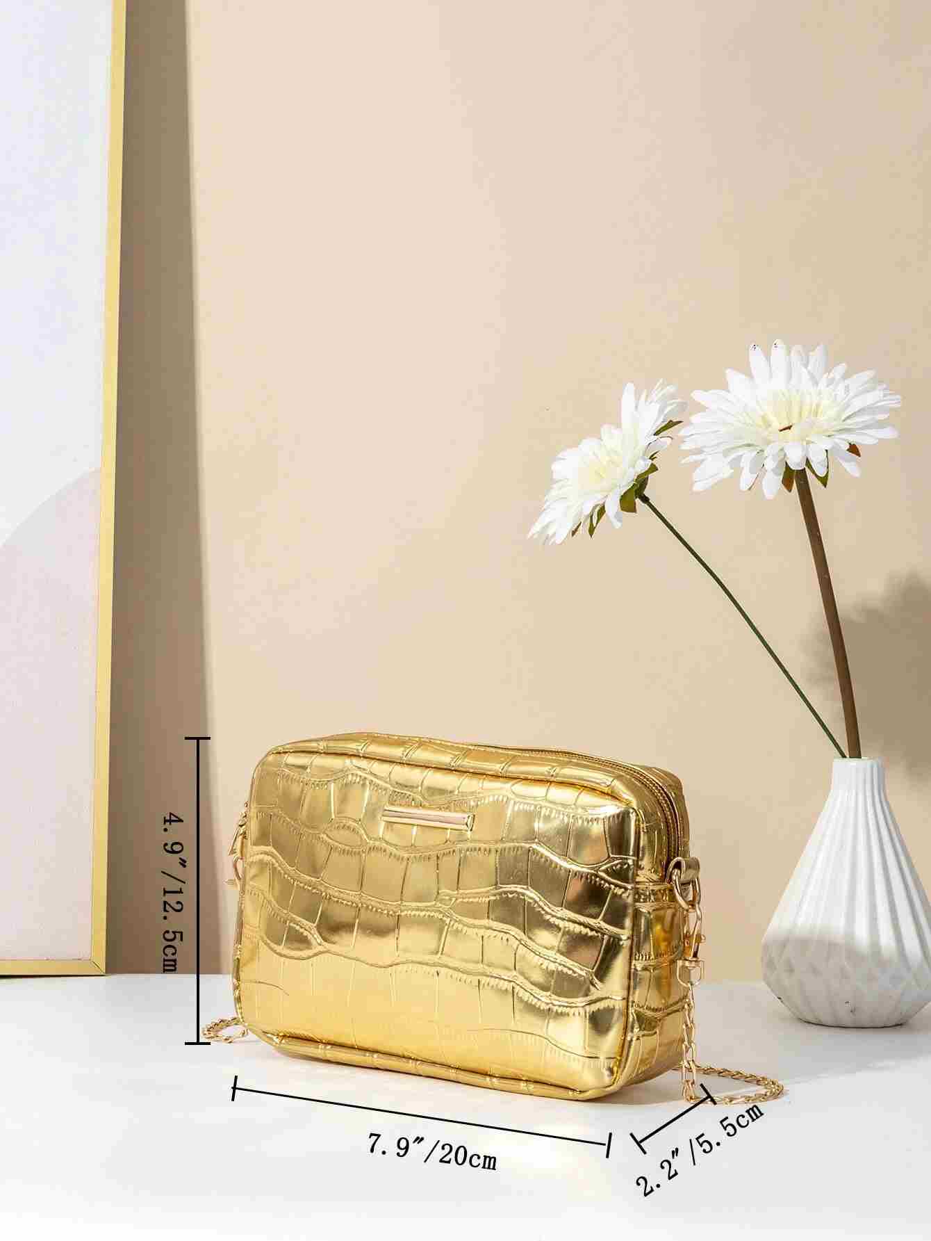 Bolso cuadrado de color metálico con relieve (sg2112303350047024) - Imagen 6