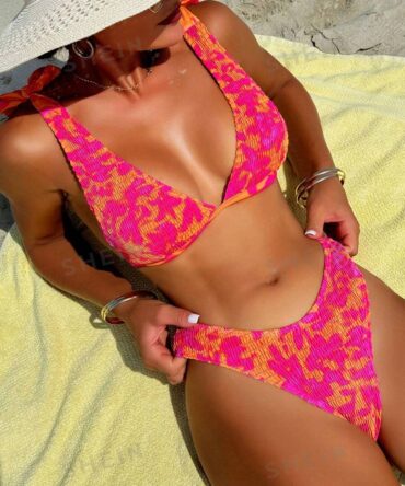 Traje de baño halter (sz2403135405132552)