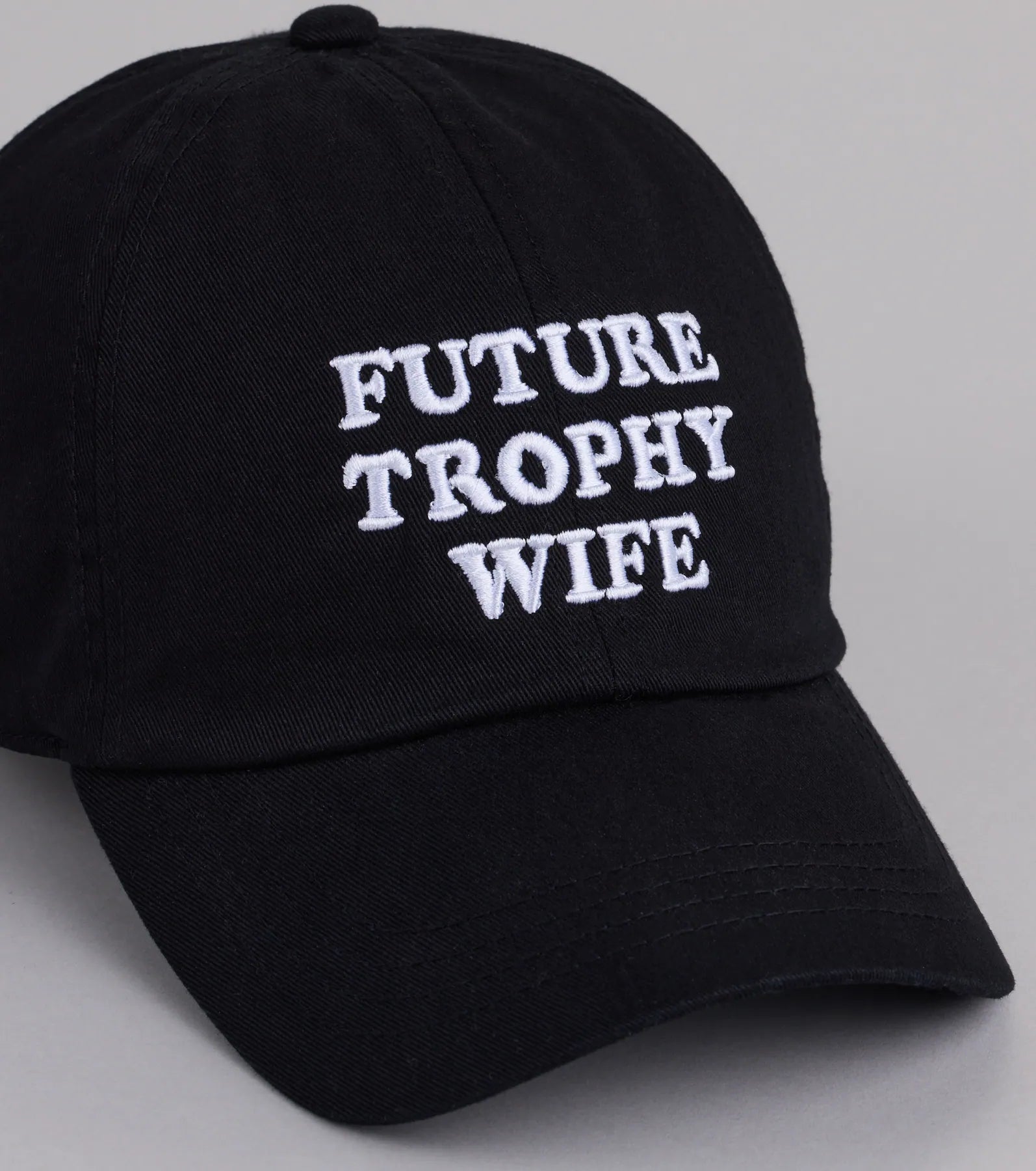 «Future trophy wife» gorra negra (wndsr9598) - Imagen 2
