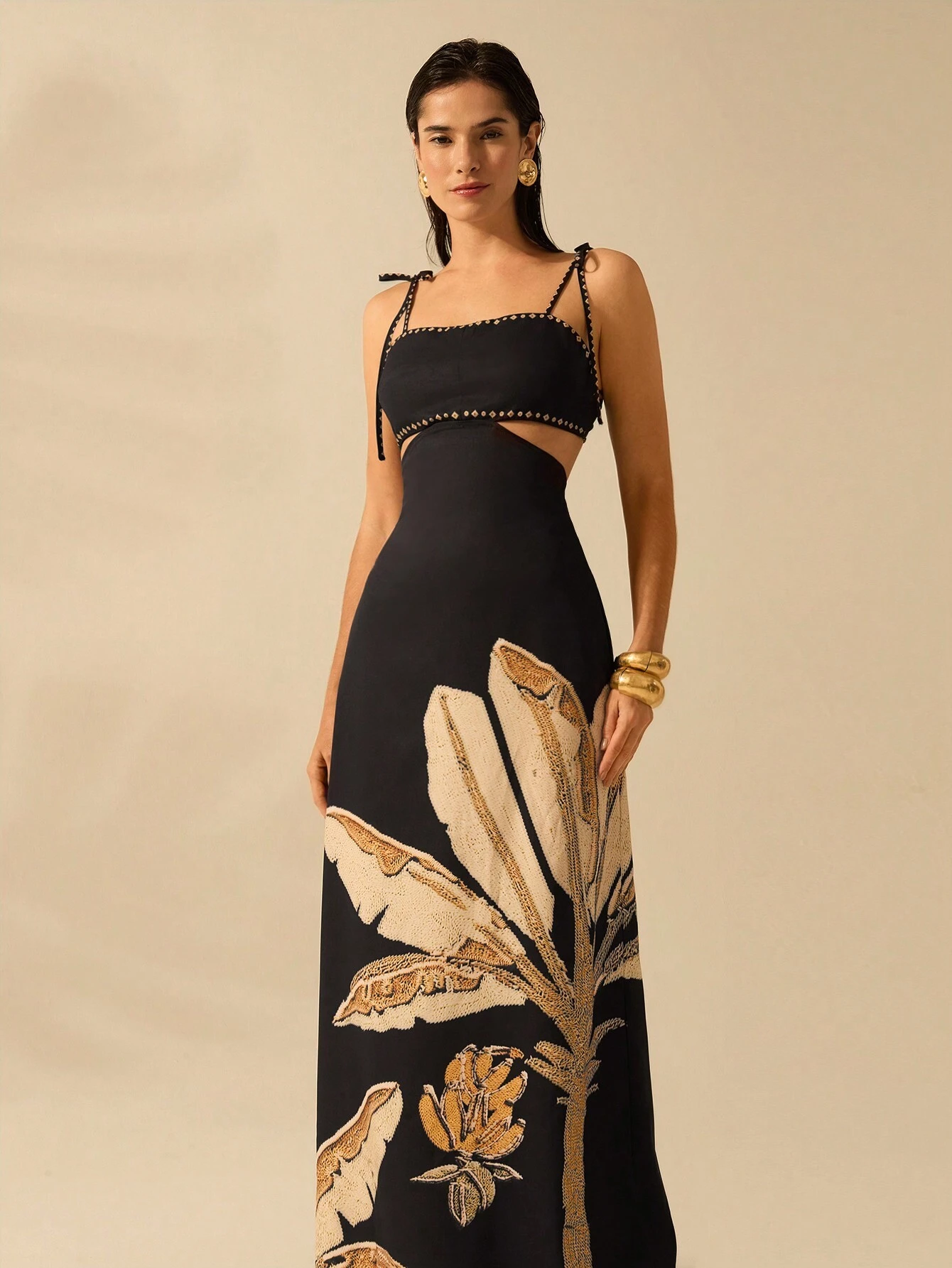 Vestido negro con estampado tropical (sz25051639155785358)
