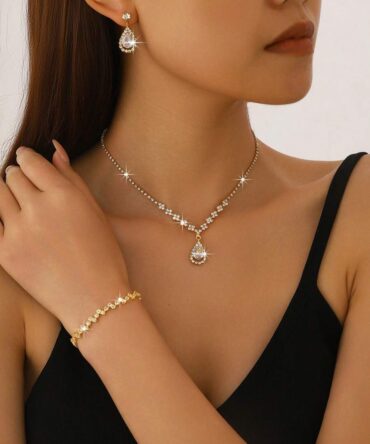 Conjunto de collar, zarcillos y pulsera en dorado con diamante brillos de imitación (sj25052343643034732)