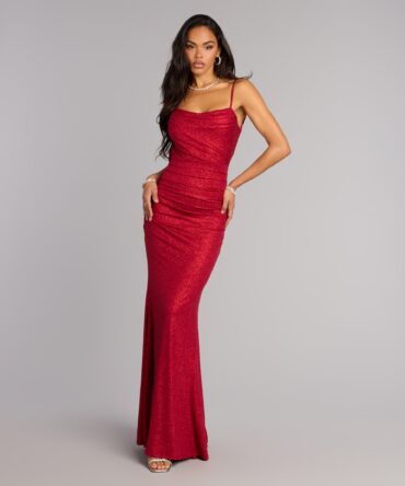 Vestido rojo con escote en espalda, brillante (wndsr9638)